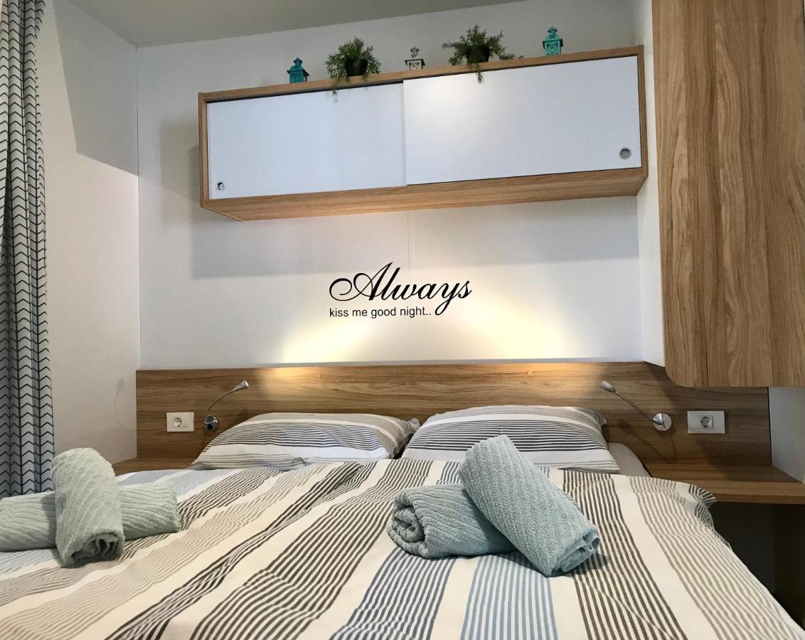 M&L Mobile Home Йезера Екстериор снимка